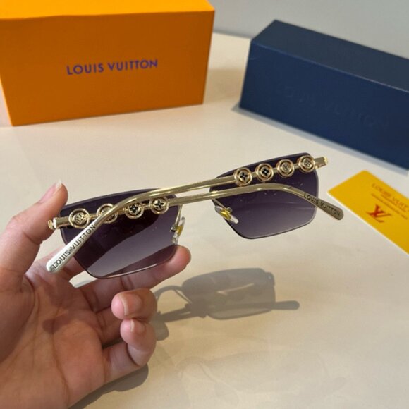 Louis Vuitton Gold Metal Frame Purple Sunglasses - Picture 4 of 8